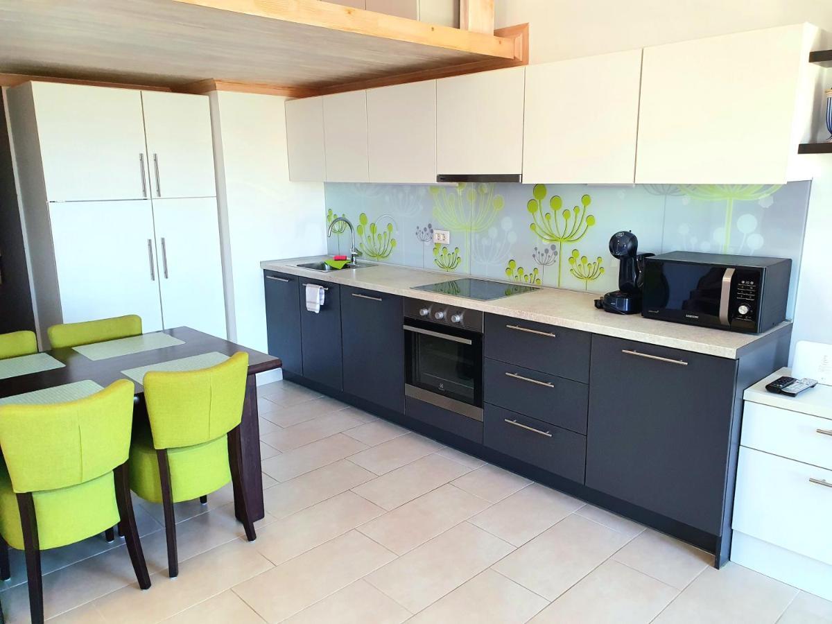 Apartman 21 Umago Esterno foto