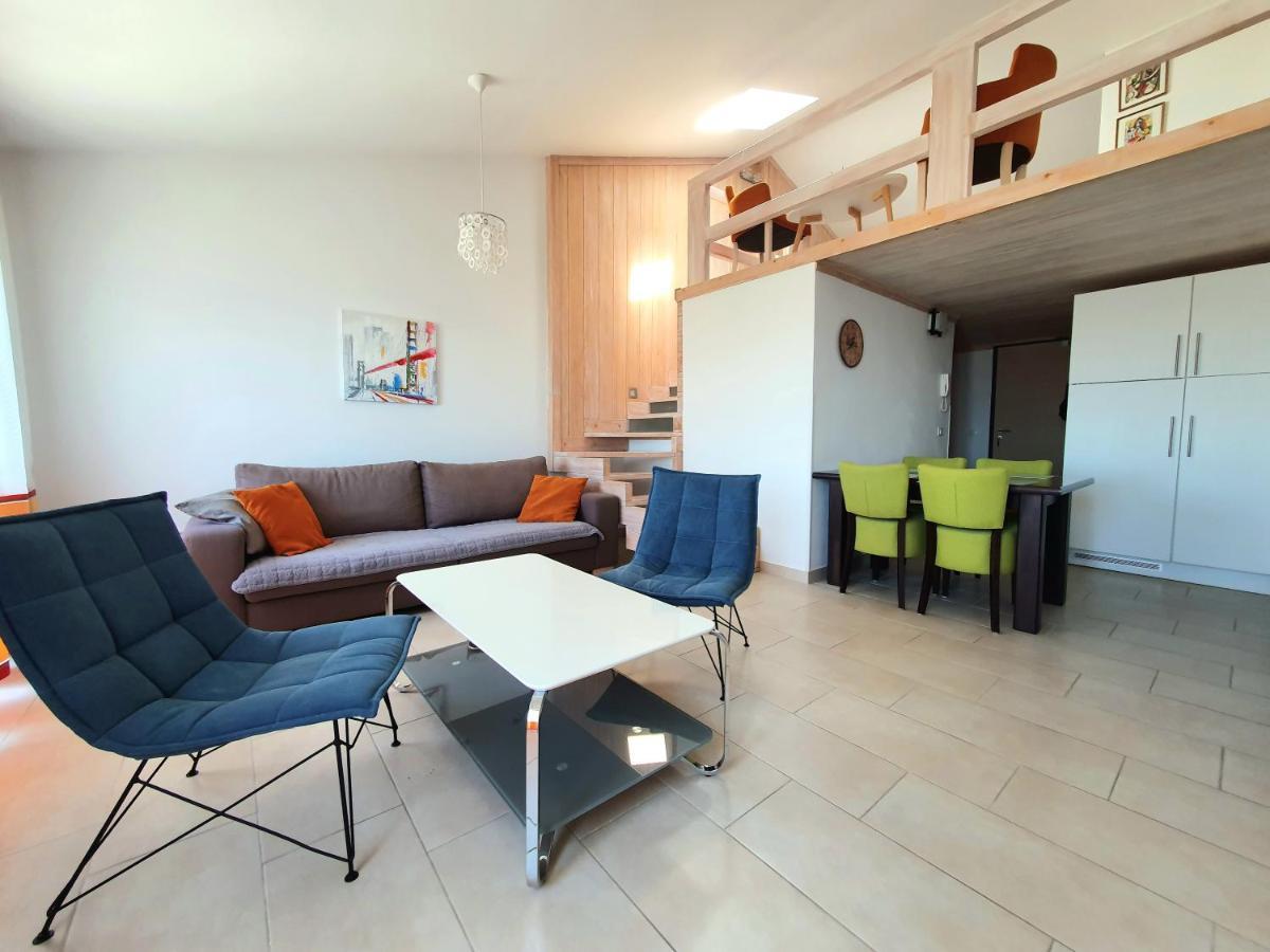 Apartman 21 Umago Esterno foto